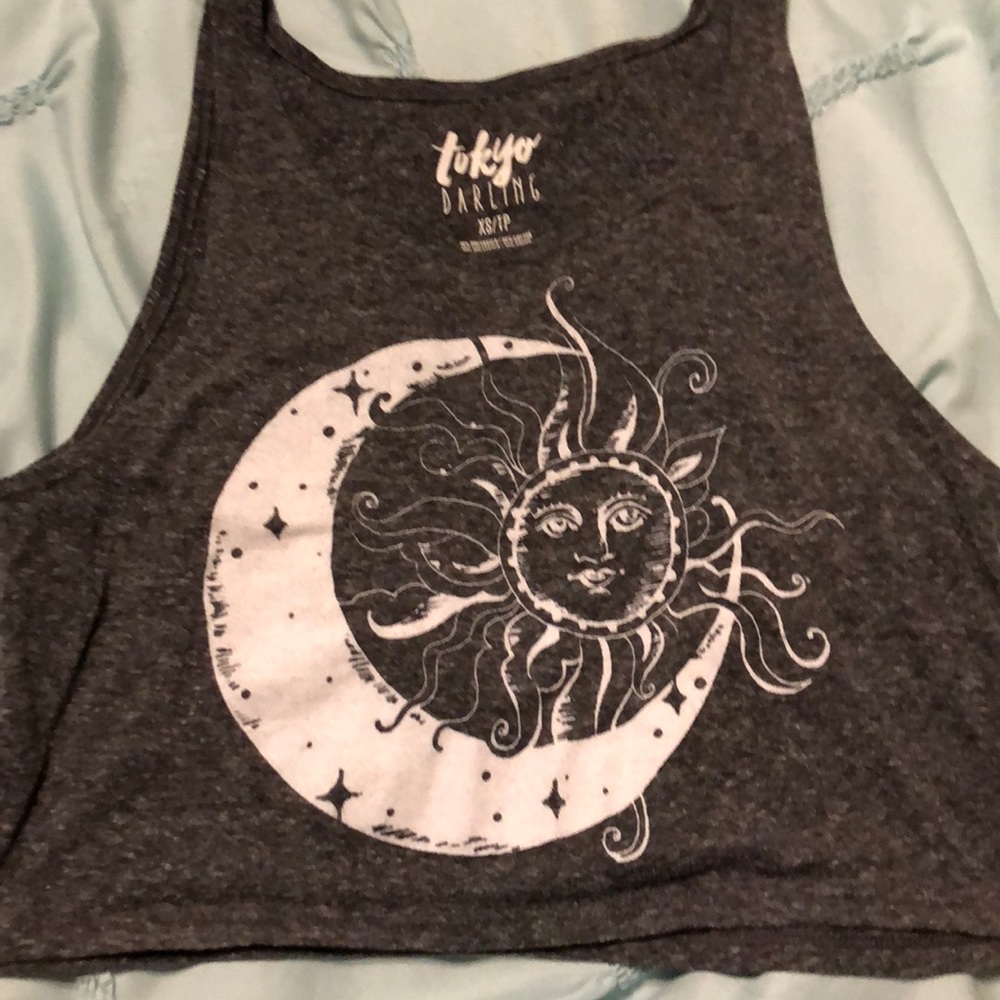 Tank top - Picture 1 of 1